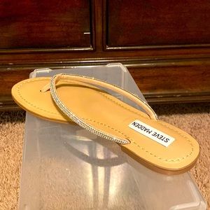 Steve Madden Gleaming/GLEA02S1 Size 9 Brand New & Never Worn